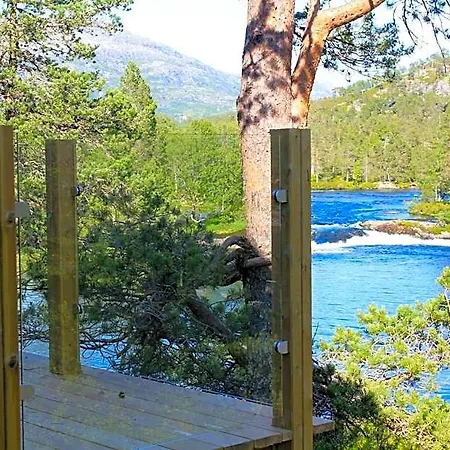 Ved Gaularfjellet Sande (Gaular)
